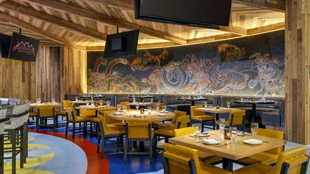 Green Valley Ranch Resort Spa Casino: another view