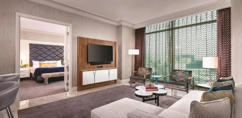 Mandalay Bay: another view