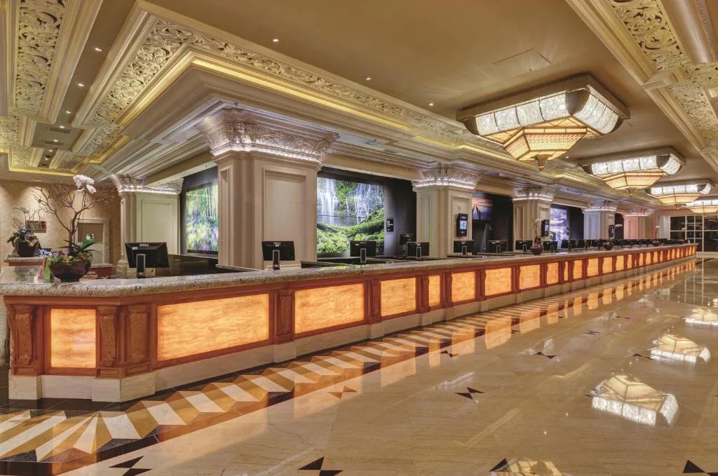 Mandalay Bay: another view