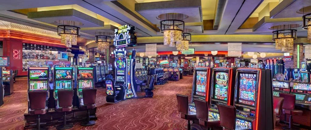 Red Rock Casino Resort & Spa: another view